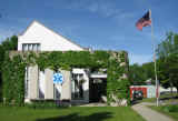 Lee EMS Station front.JPG (220745 bytes)